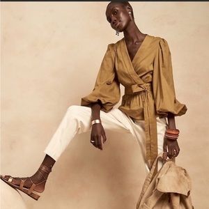 NWT Banana Republic Balloon Sleeve Wrap Top size XS